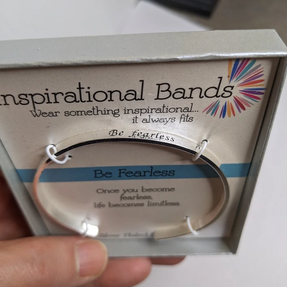 NWT‎ Inspirational Sulver Plated 